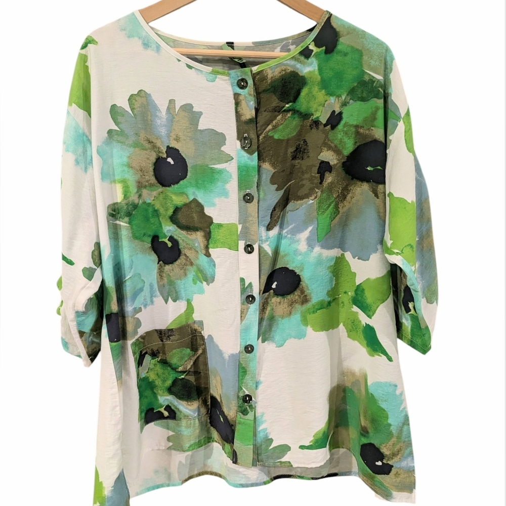 IC by CONNIE K Floral Button Down Blouse Large Blue, Green, White